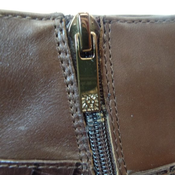 Anne Klein Brown Leather Ankle Boots Zip Up  Sz 8.5 Goldtone Hardware Buckles - Picture 11 of 16